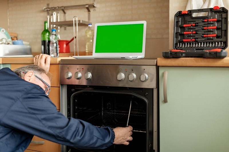 Oven & Stove repair in Mayflower Village